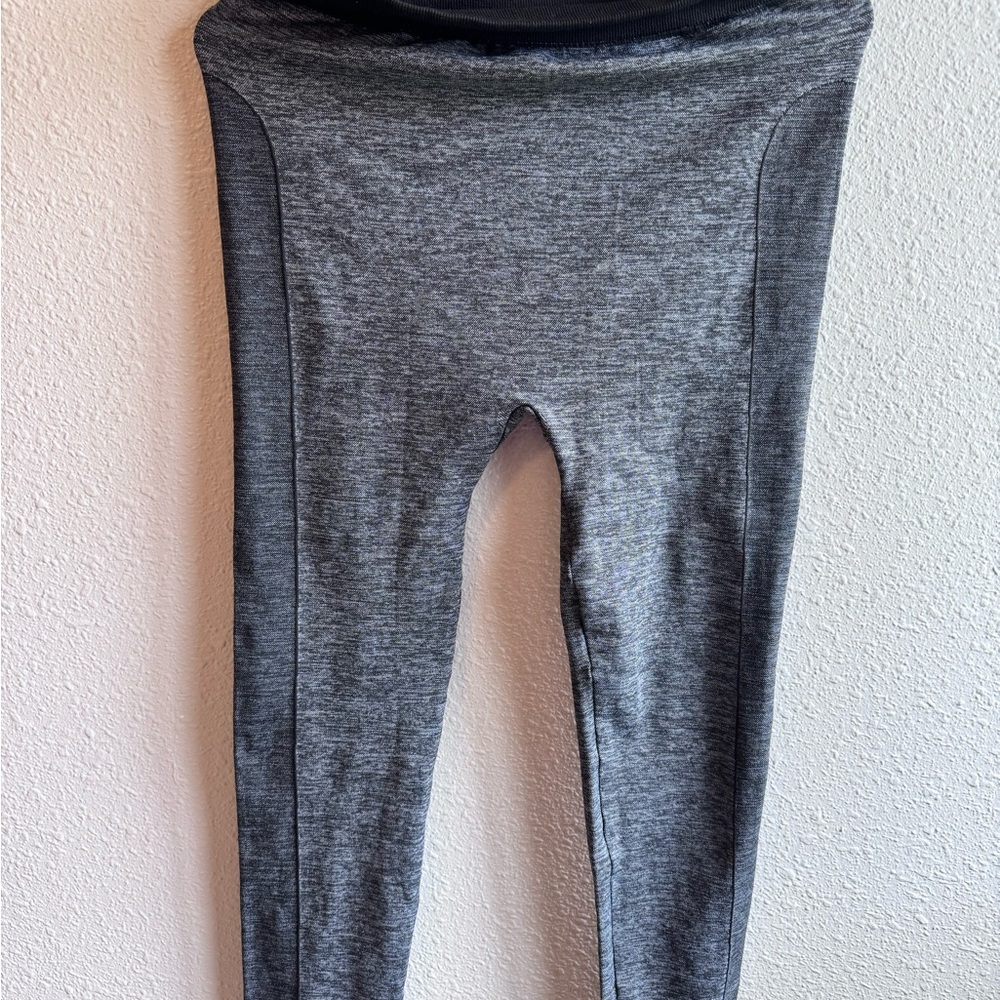 Sporty Gray Women’s Leggings